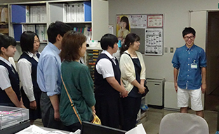 学院内見学
