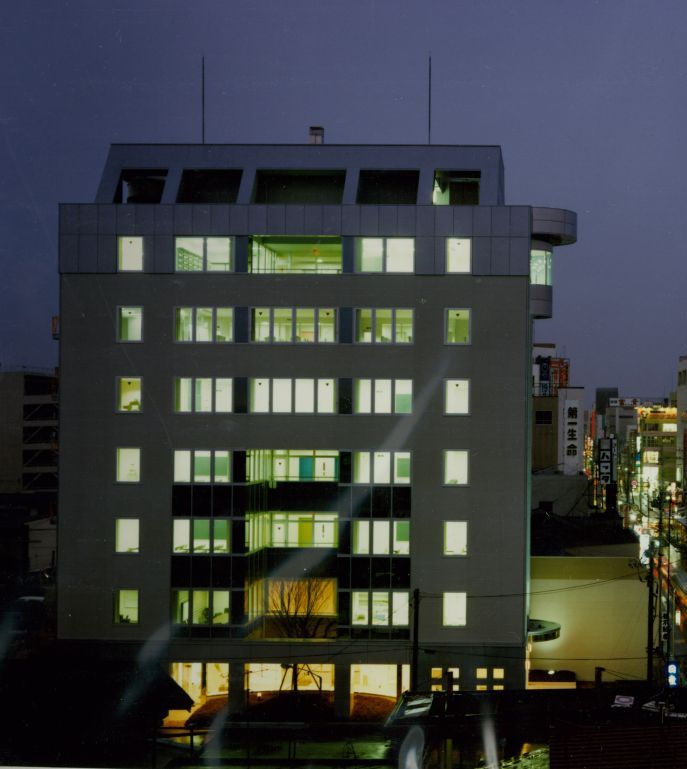 校舎夜景