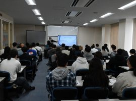 卒業ガイダンスを行いました！